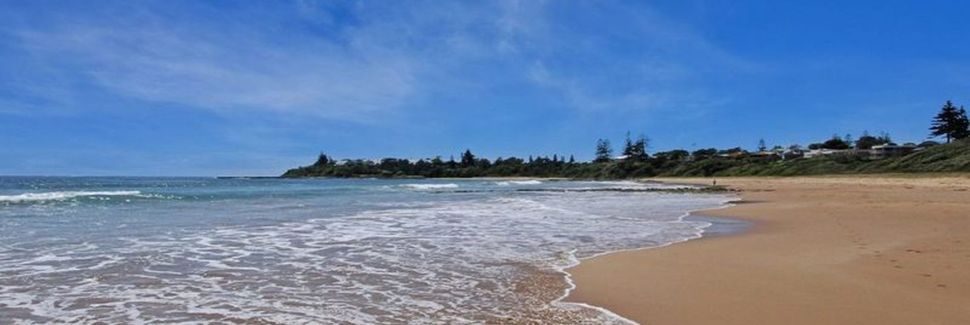 Callala Beach Nsw Holiday Accommodation Houses More Stayz